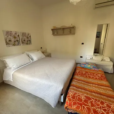 Radames House Apartman Bari